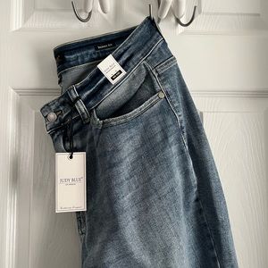 NWT Judy Blue Tik tok every day tummy control skinnies